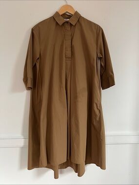 Uniqlo Casual Button-Up Shirt in Brown